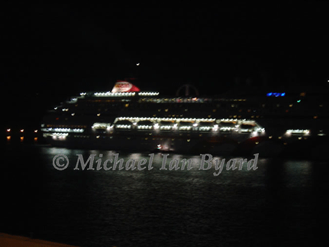 Ocean Village Cruise ship at Heraklion